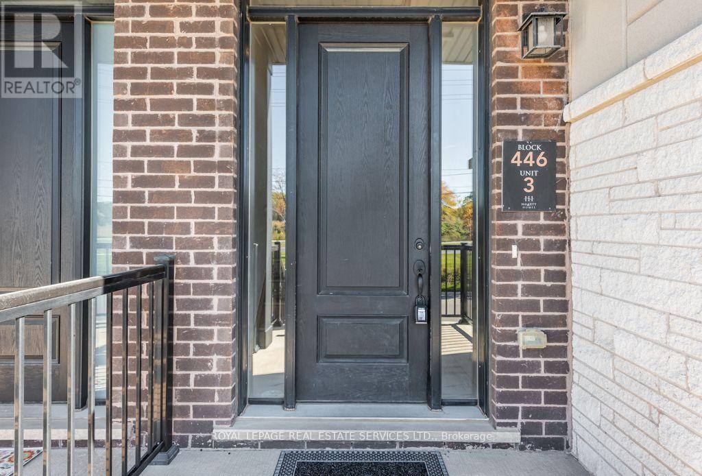 1444 Yellow Rose Circle, Oakville, Ontario  L6M 4G3 - Photo 4 - W14107596