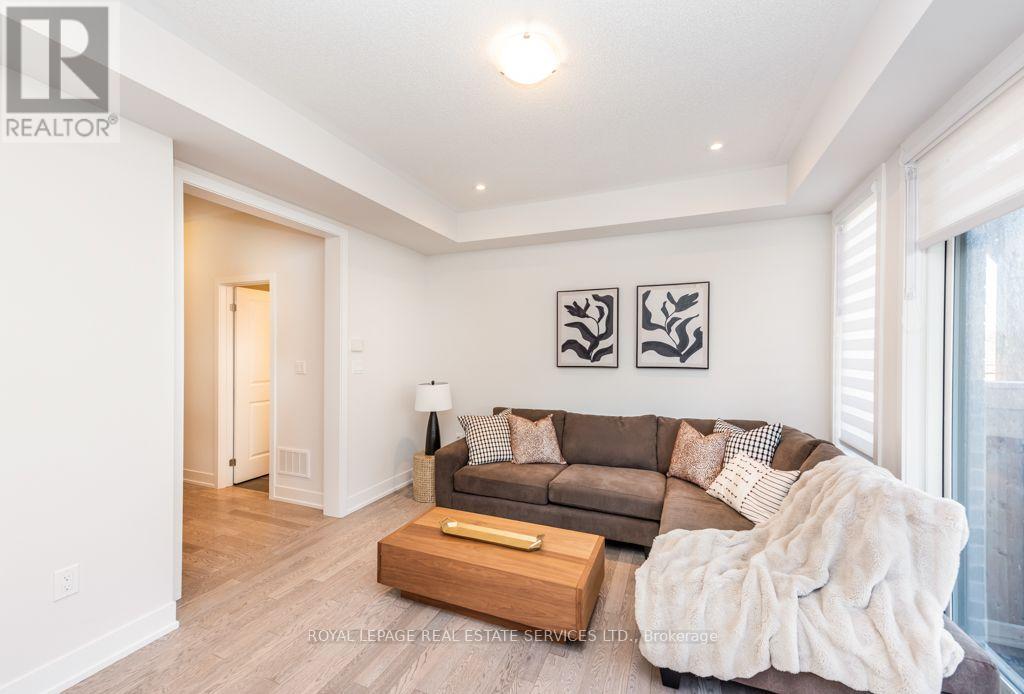 1444 Yellow Rose Circle, Oakville, Ontario  L6M 4G3 - Photo 43 - W14107596