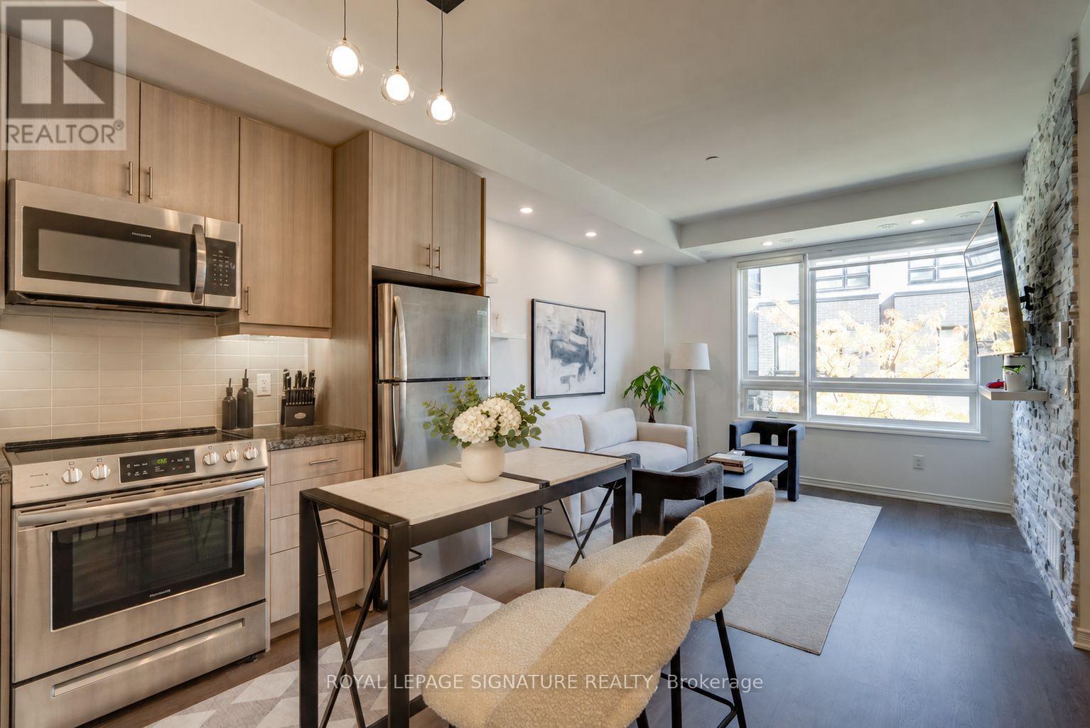 304 - 1150 BRIAR HILL AVENUE, Toronto, Ontario