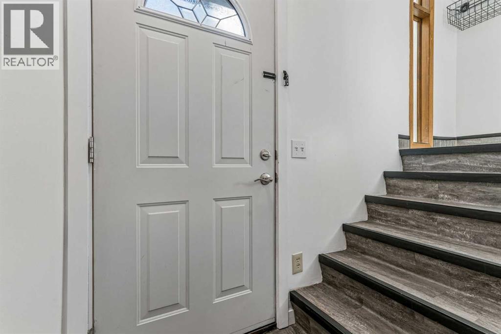 401, 3500 Varsity Drive NW, Calgary, Alberta  T2L 1Z5 - Photo 3 - A2354111