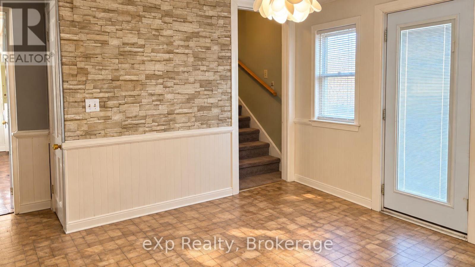 385 11th Avenue, Hanover, Ontario  N4N 2R7 - Photo 35 - X14106298