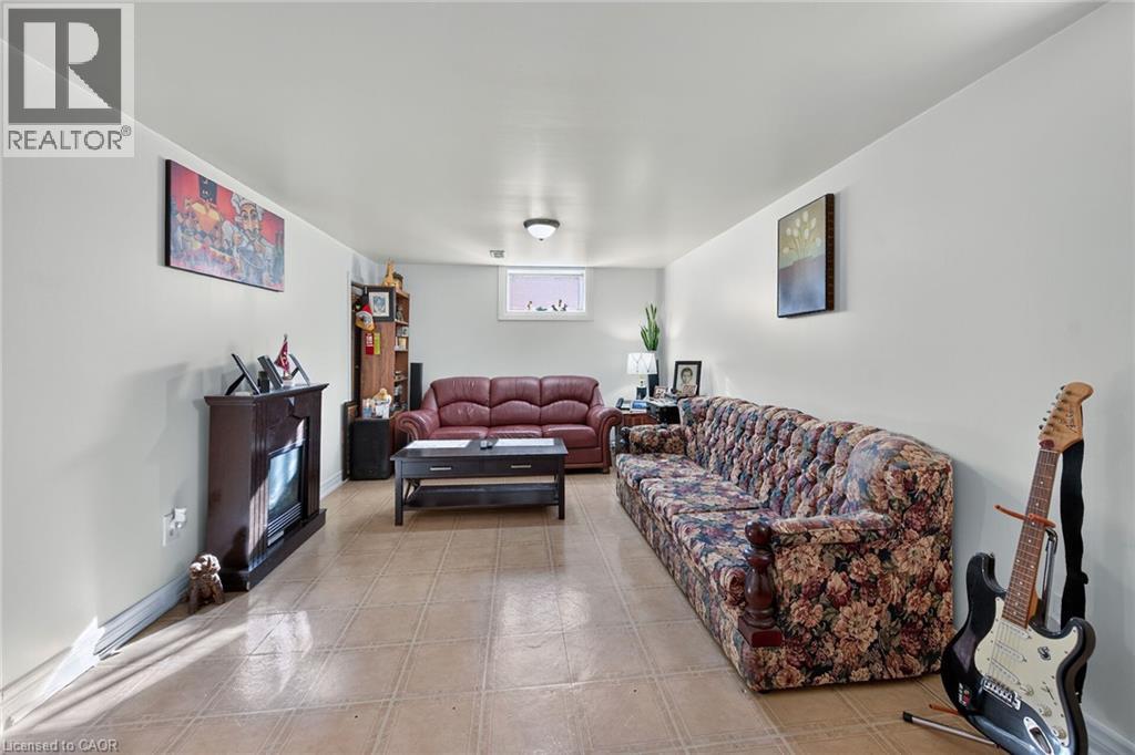 411 Queen Victoria Drive, Hamilton, Ontario  L8W 1G7 - Photo 33 - 40873329