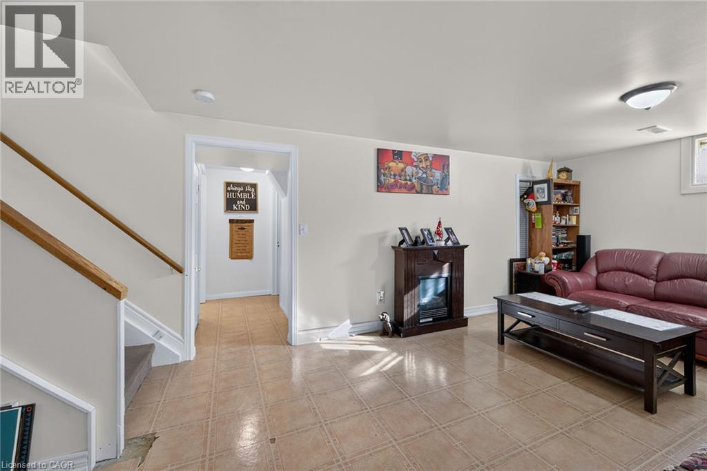 411 Queen Victoria Drive, Hamilton, Ontario  L8W 1G7 - Photo 35 - 40873329