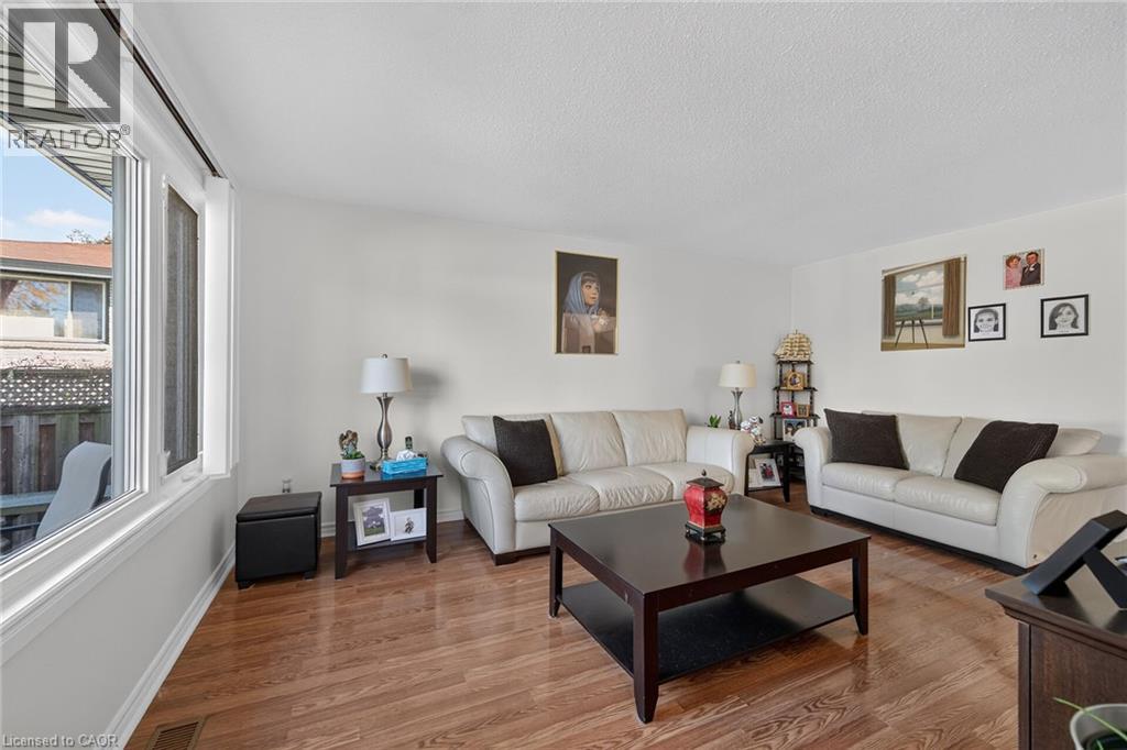 411 Queen Victoria Drive, Hamilton, Ontario  L8W 1G7 - Photo 7 - 40873329