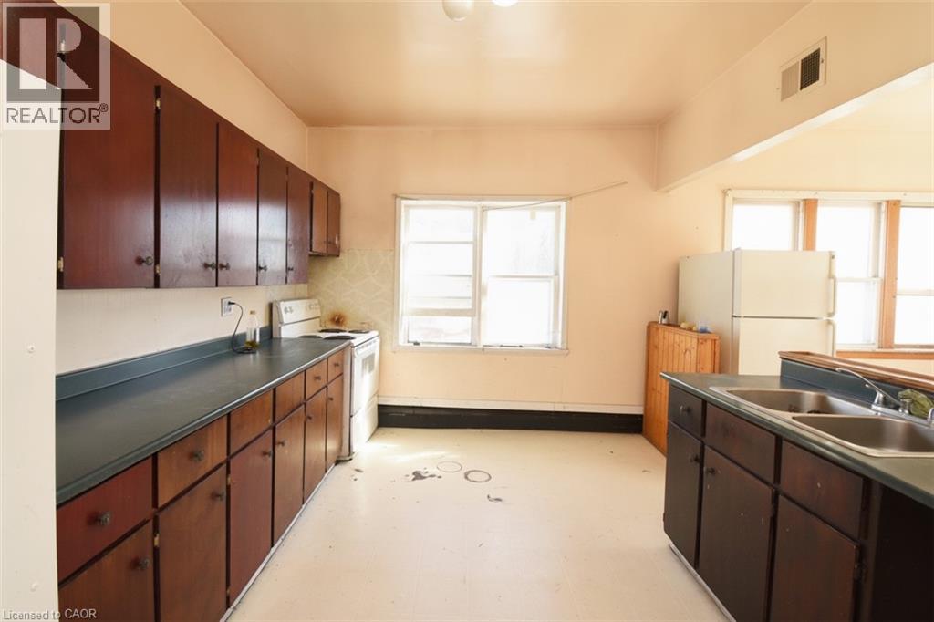 950 Barton Street E, Hamilton, Ontario  L8L 3C3 - Photo 17 - 40869968