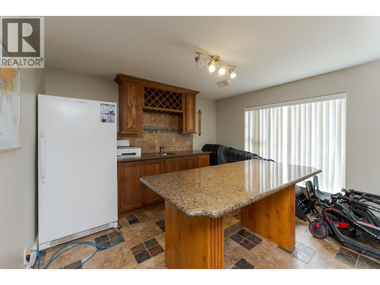 10155 Skylark Road, Prince George, British Columbia  V2N 5B6 - Photo 34 - R3177796