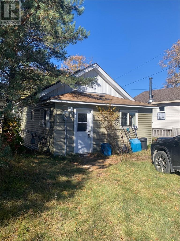 298 Tudhope, Espanola, Ontario  P5E 1B2 - Photo 2 - 2131039