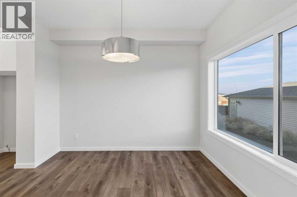 210 Heartwood Parade SE