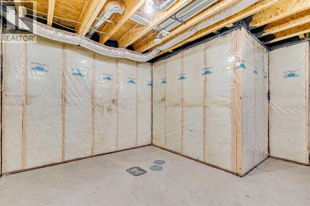 210 Heartwood Parade SE