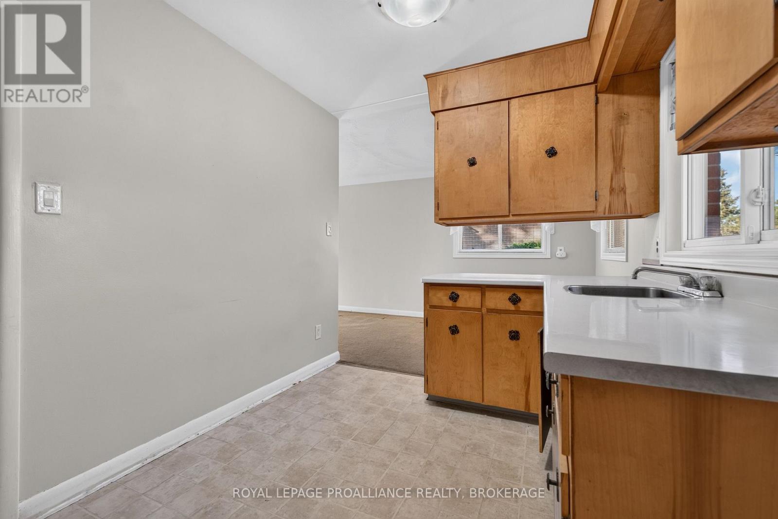 1416 Woodfield Crescent, Kingston, Ontario  K7P 2V6 - Photo 10 - X14107700