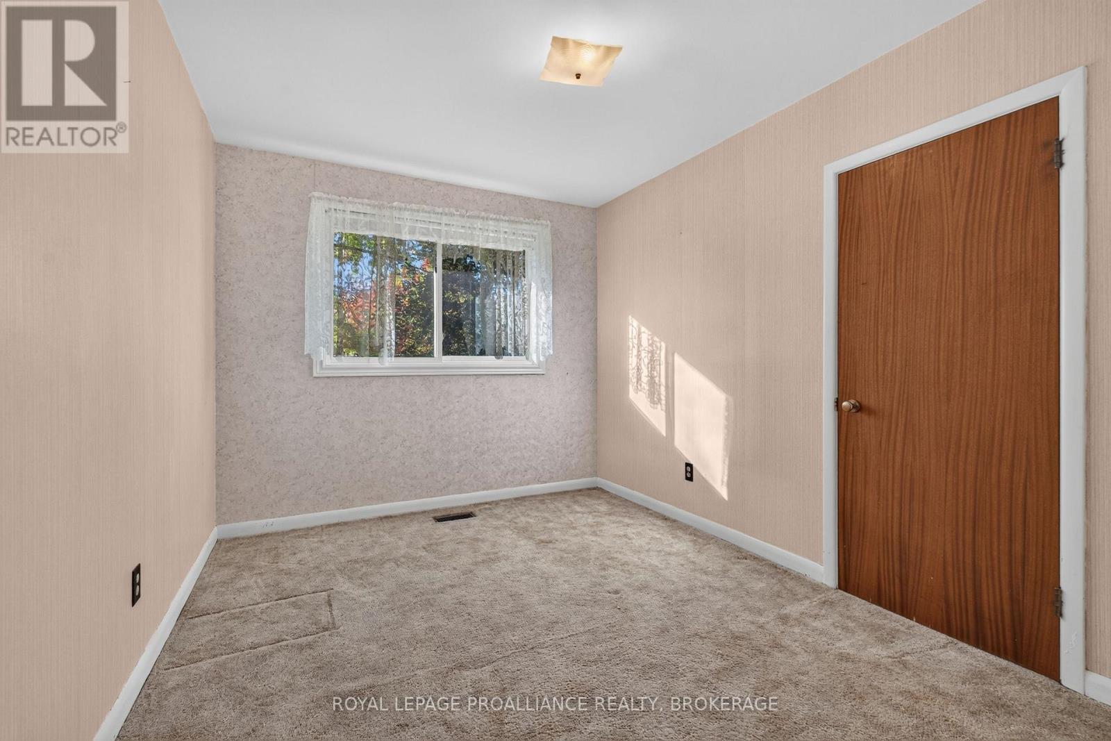 1416 Woodfield Crescent, Kingston, Ontario  K7P 2V6 - Photo 16 - X14107700