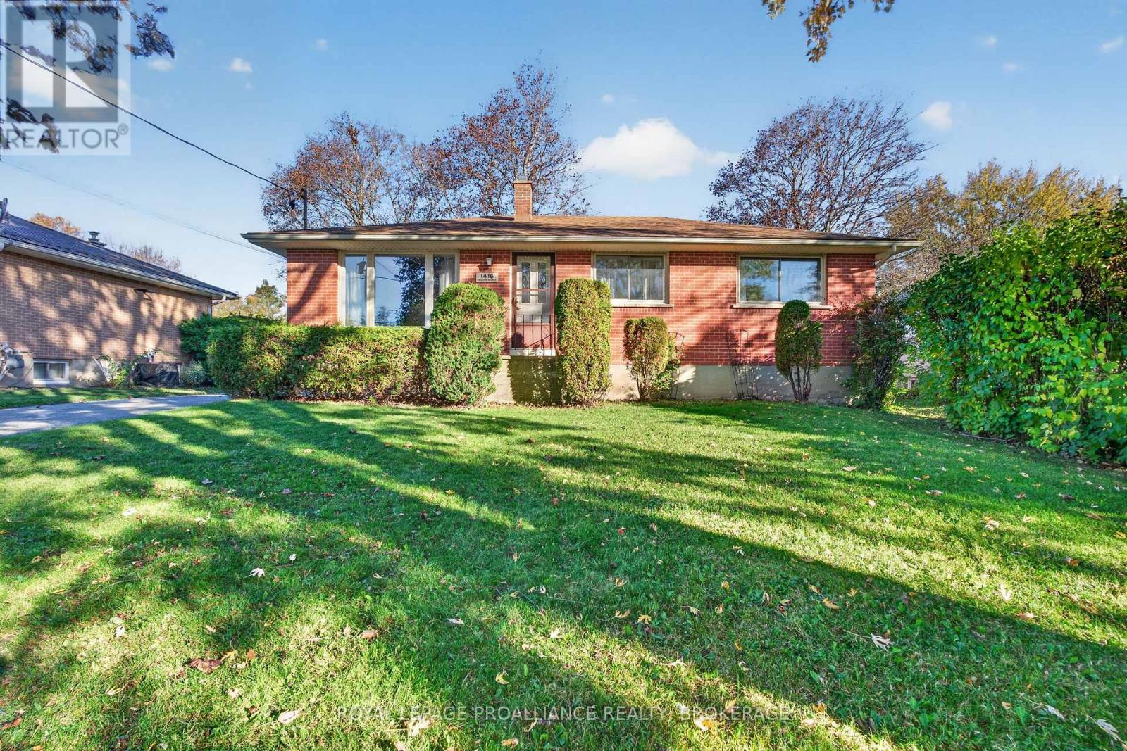 1416 Woodfield Crescent, Kingston, Ontario  K7P 2V6 - Photo 2 - X14107700