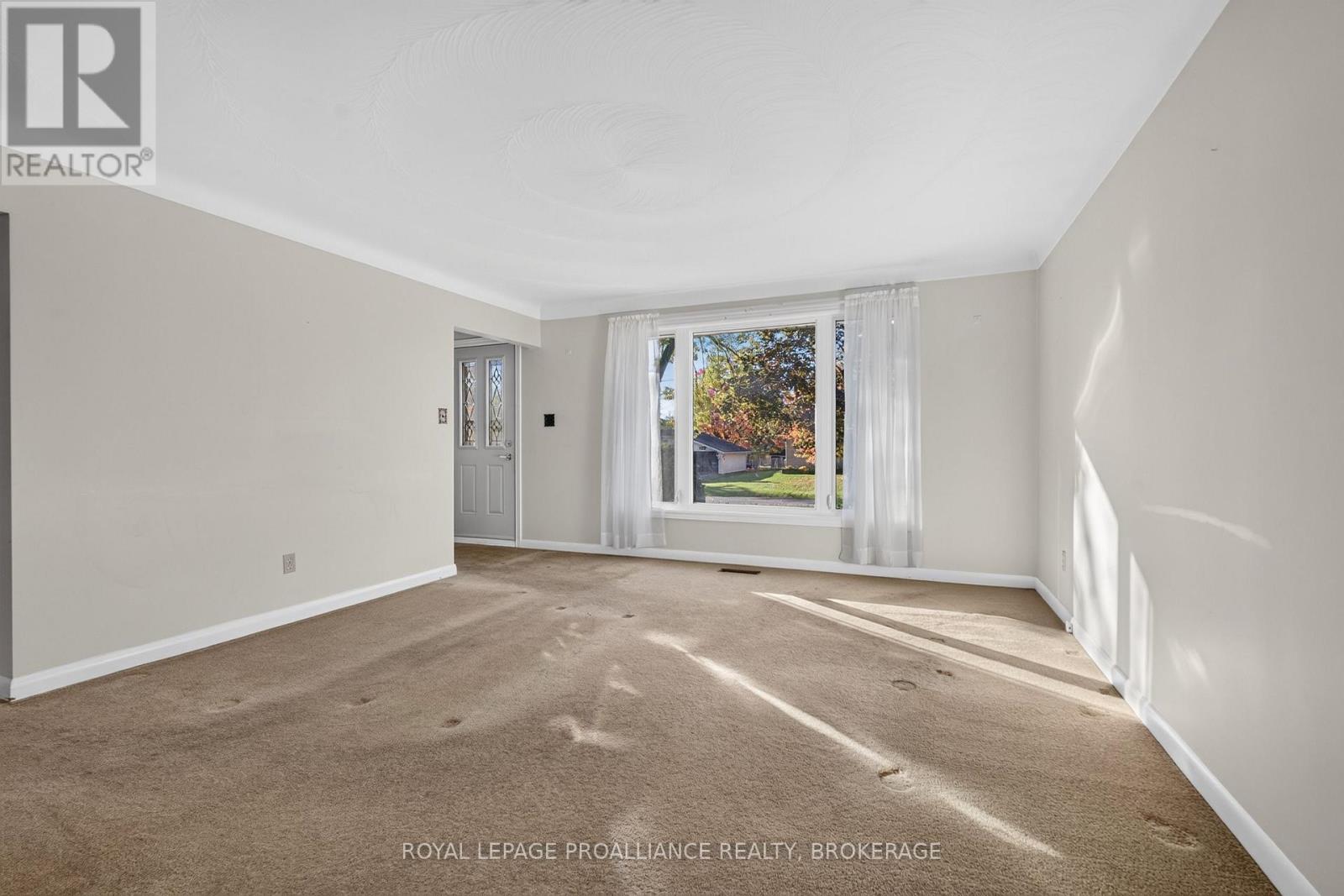 1416 Woodfield Crescent, Kingston, Ontario  K7P 2V6 - Photo 5 - X14107700