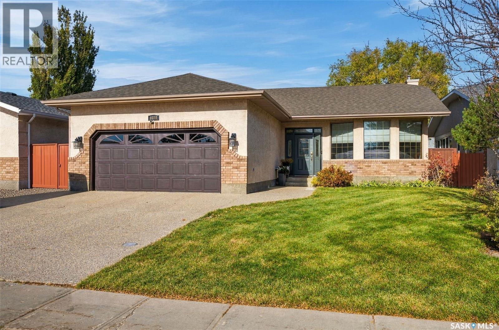 8310 Sherwood Drive, Regina, Saskatchewan  S4Y 1J5 - Photo 2 - SK051730