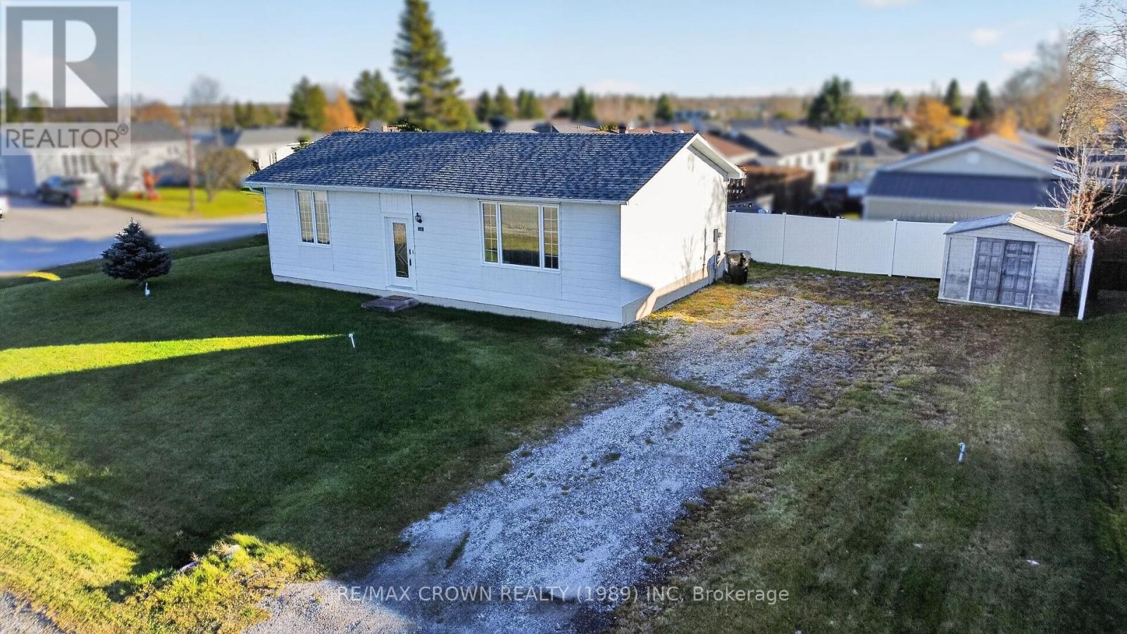 54 Boucher Crescent, Hearst, Ontario  P0L 1N0 - Photo 10 - T14107692
