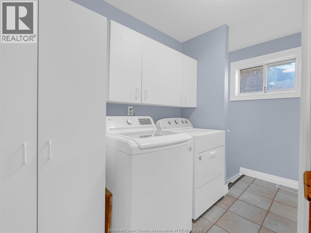 1107 Janette ..., Windsor, Ontario  N9A 5A6 - Photo 9 - 26025959