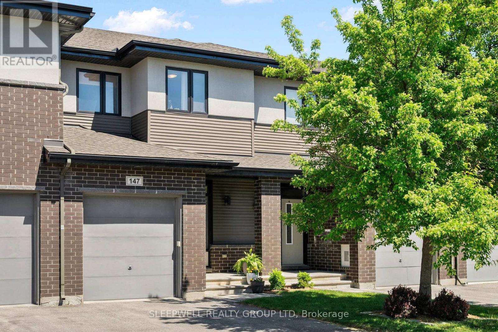147 Westphalian Avenue, Ottawa, Ontario  K2V 0A3 - Photo 2 - X14107828