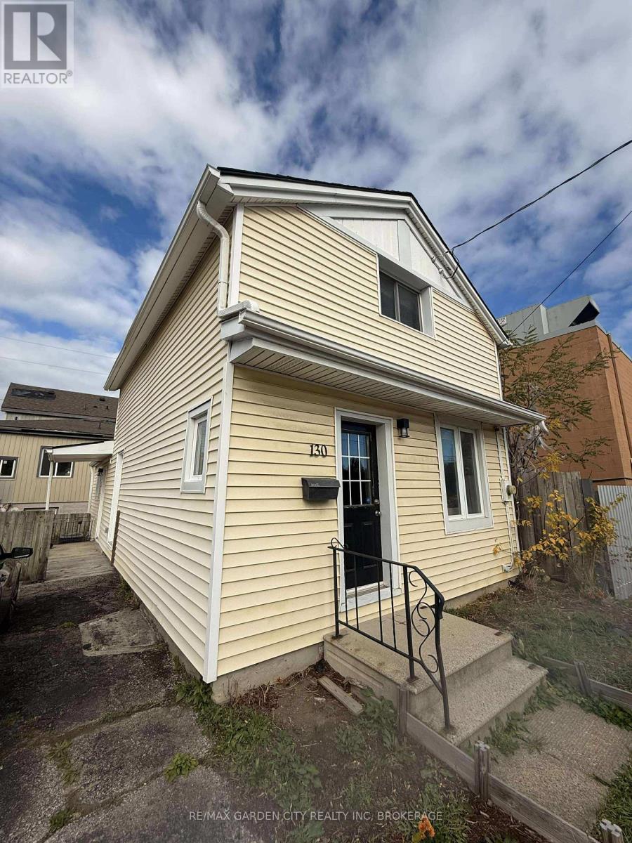 130 ST. PAUL CRESCENT, St. Catharines, Ontario