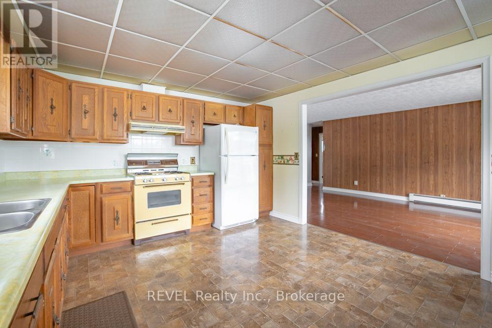 2229 Houck Crescent, Fort Erie, Ontario  L2A 5M4 - Photo 21 - X14107742
