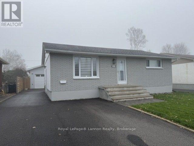 524 Wiltshire Crescent, Thunder Bay, Ontario  P7C 4N1 - Photo 1 - X14107738