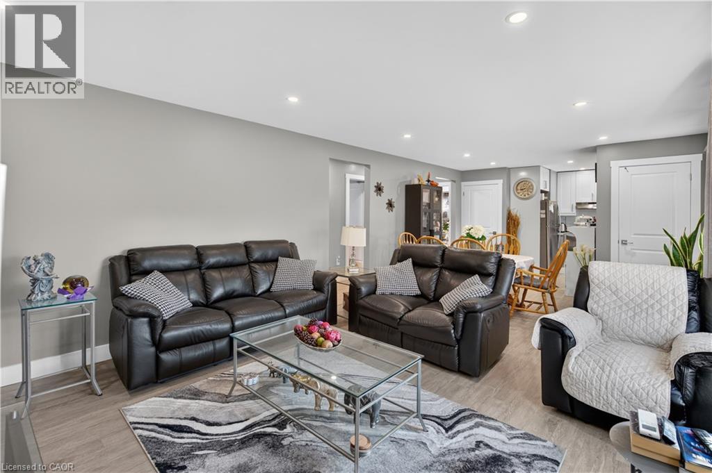 841 Tenth Avenue, Hamilton, Ontario  L8T 3L7 - Photo 10 - 40872976