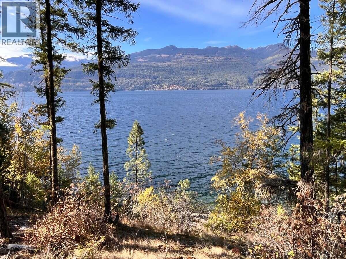 1087 Riondel Road, Riondel, British Columbia  V0B 2B0 - Photo 18 - 10404344