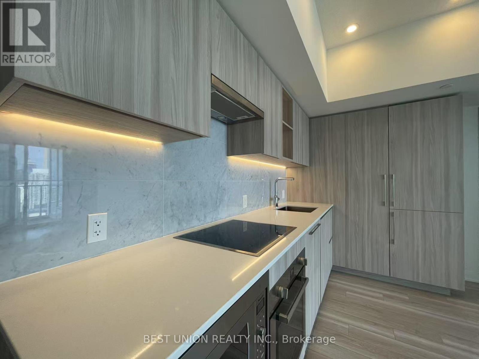3910 - 17 Bathurst Street, Toronto (Waterfront Communities), Ontario  M5V 1A5 - Photo 10 - C14107744