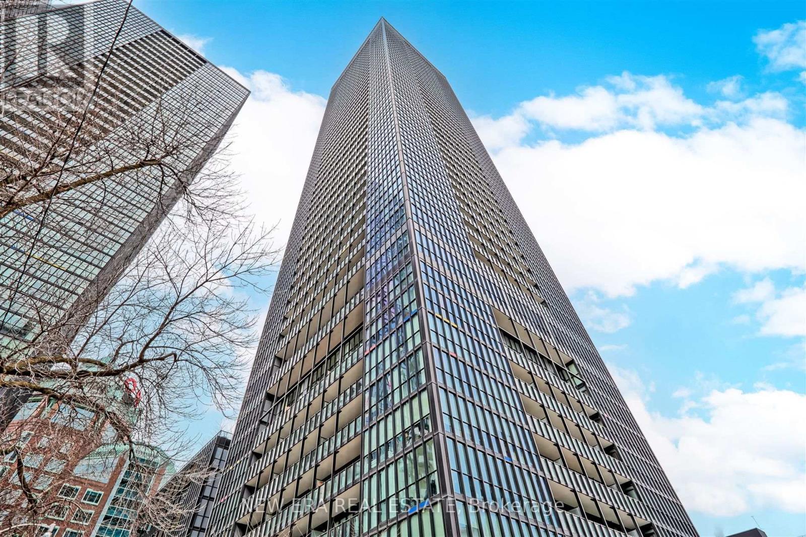 1703 - 101 Charles Street E, Toronto (Church-Yonge Corridor), Ontario  M4Y 0A9 - Photo 2 - C14107776