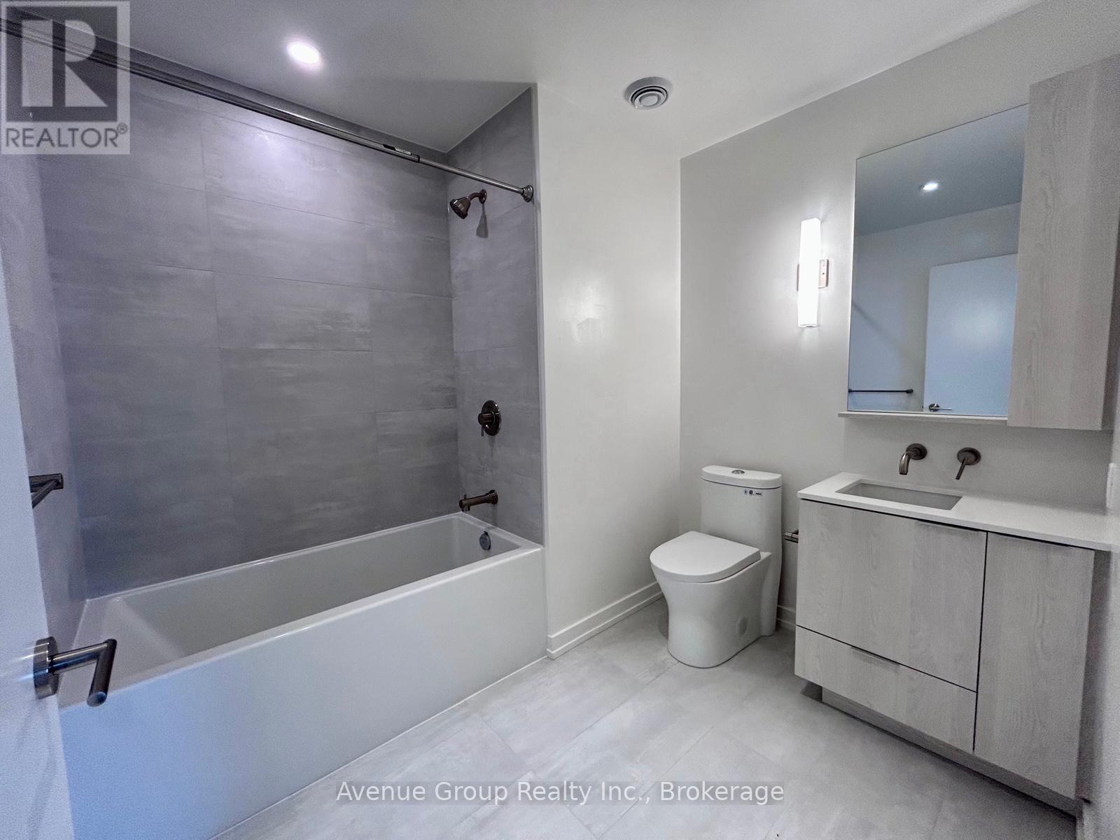 1201 - 120 Broadway Avenue, Toronto (Mount Pleasant West), Ontario  M4P 1V7 - Photo 4 - C14107804