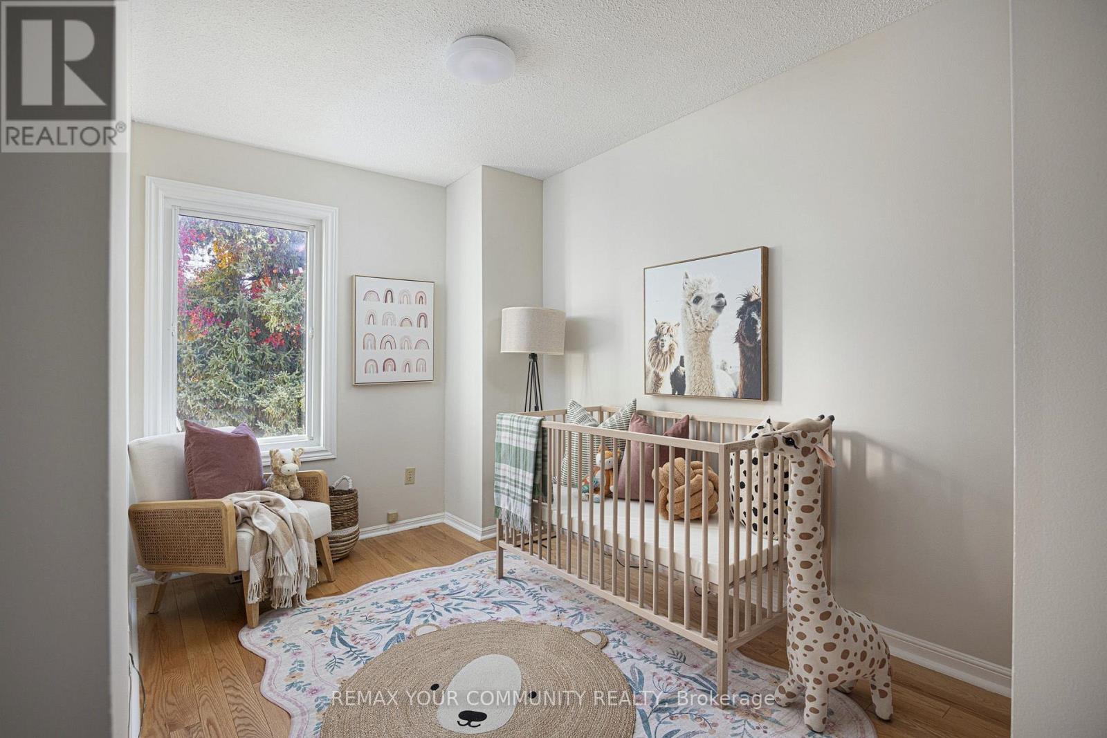 17 Portneuf Court, Toronto (Waterfront Communities), Ontario  M5A 4E4 - Photo 24 - C14107844