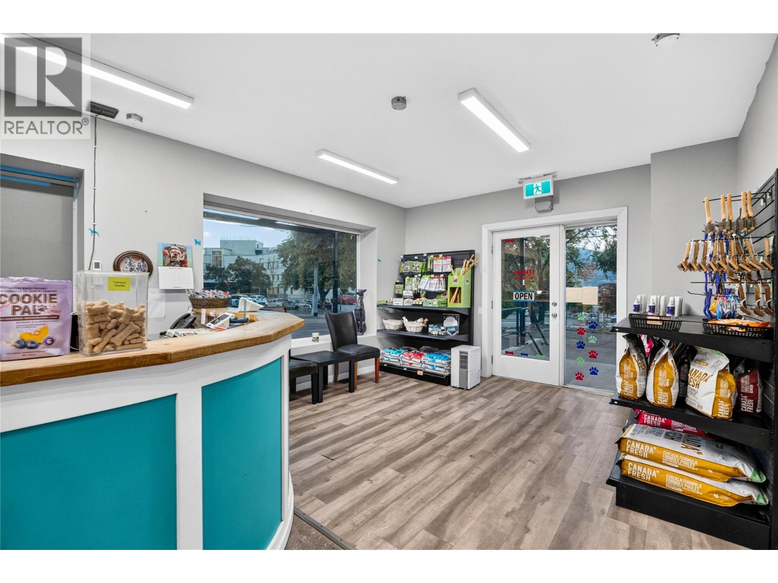 595 Carmi Avenue, Penticton, British Columbia  V2A 3G7 - Photo 12 - 10404284