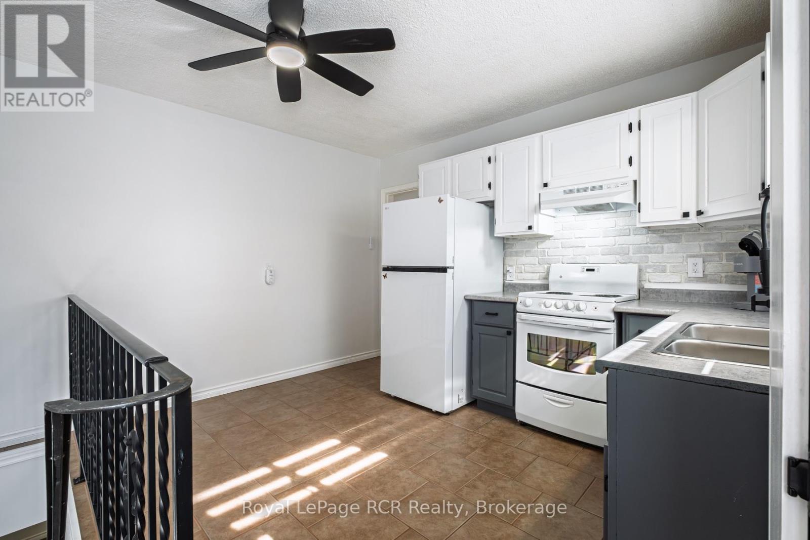 330 Melvin Avenue, Hamilton, Ontario  L8H 2L1 - Photo 5 - X14107762