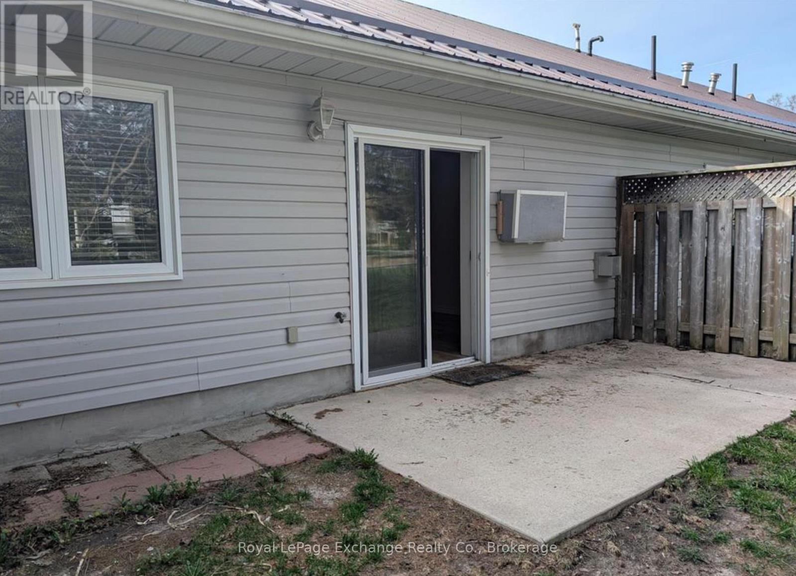 28a Park Street, Huron-Kinloss, Ontario  N0G 2R0 - Photo 10 - X14107872