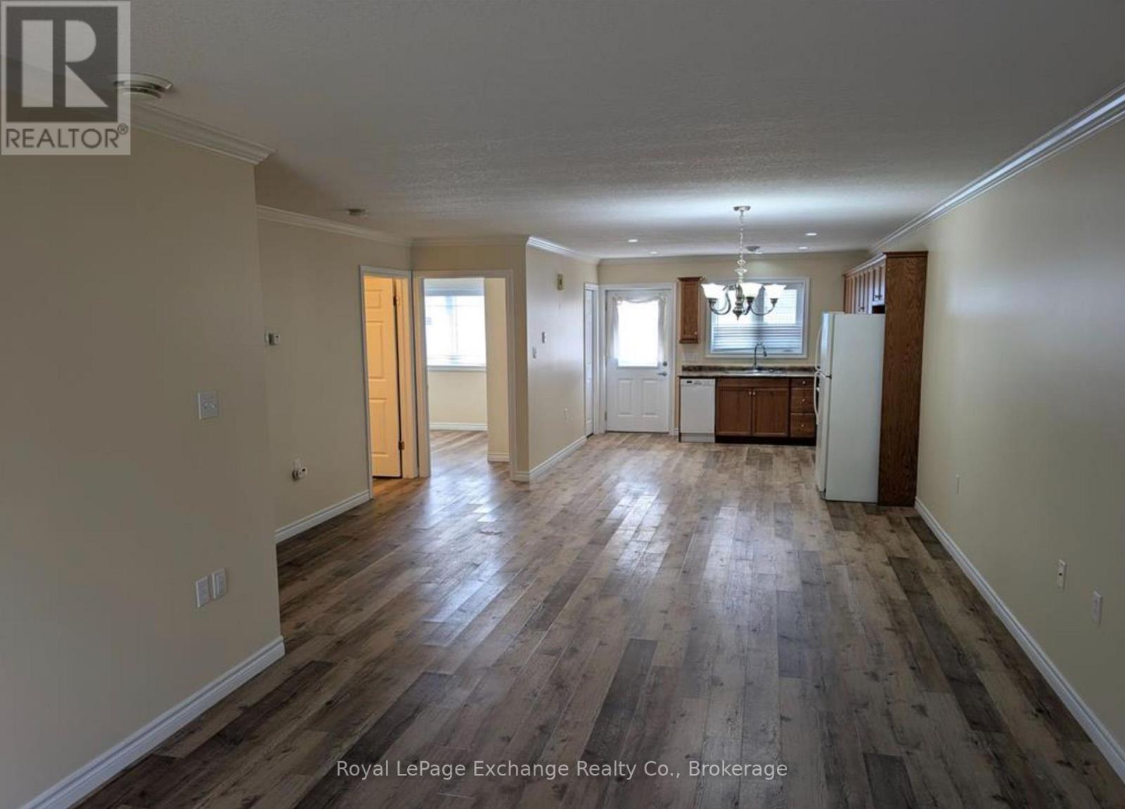 28a Park Street, Huron-Kinloss, Ontario  N0G 2R0 - Photo 2 - X14107872