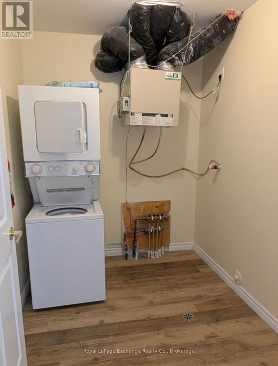 28a Park Street, Huron-Kinloss, Ontario  N0G 2R0 - Photo 7 - X14107872