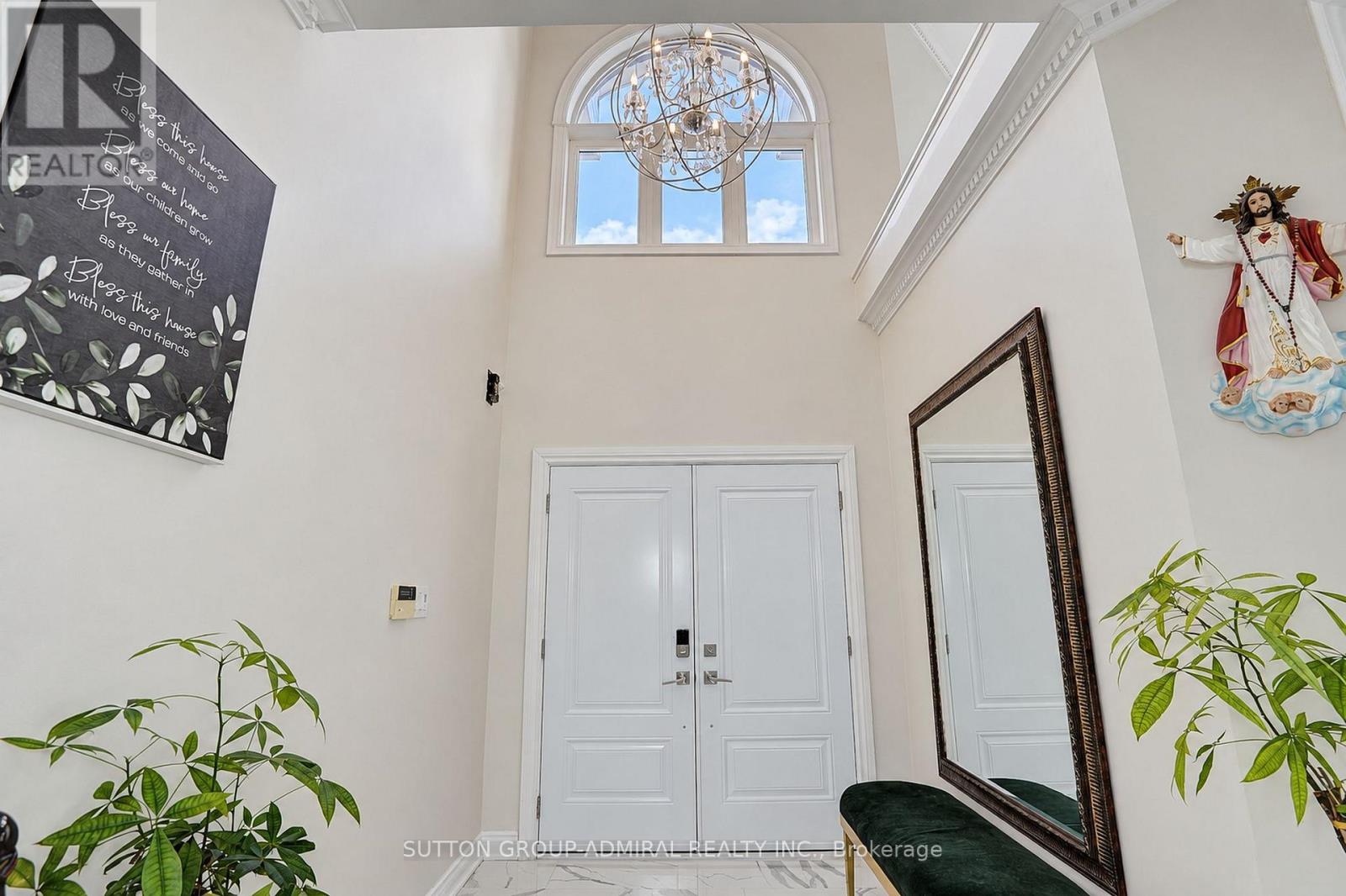 51 Glen Forest Drive, Vaughan (Uplands), Ontario  L4J 8K5 - Photo 4 - N14107774