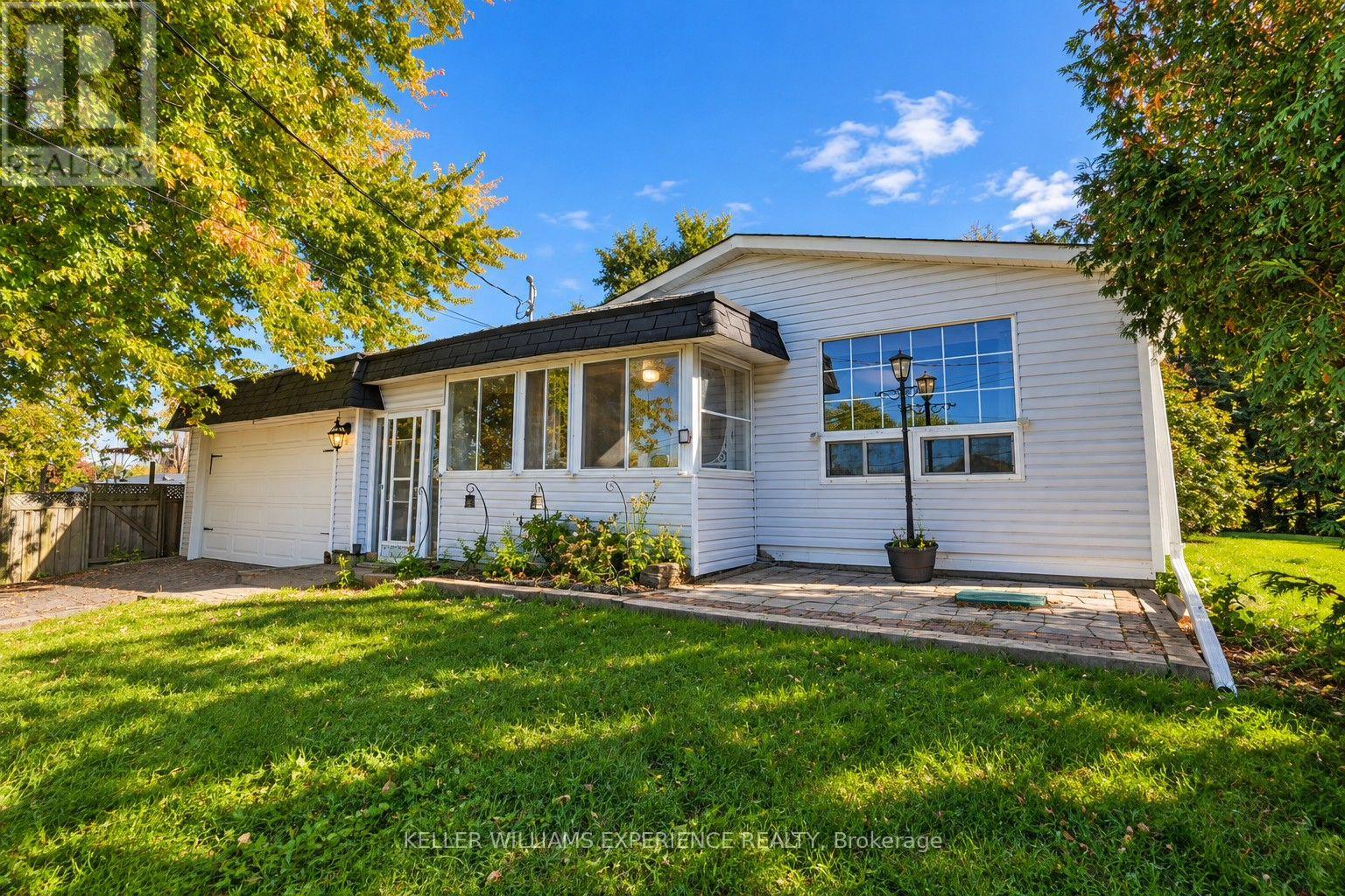 861 John Street, Innisfil (Churchill), Ontario  L0L 1K0 - Photo 2 - N14107868
