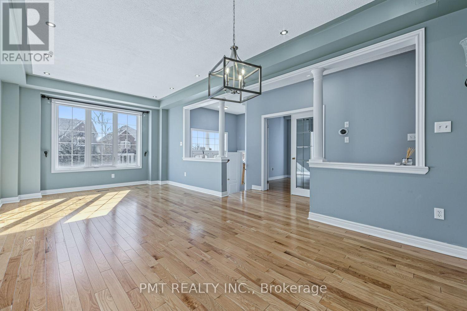 43 Manley Avenue, Whitchurch-Stouffville (Stouffville), Ontario  L4A 0C5 - Photo 2 - N14107870