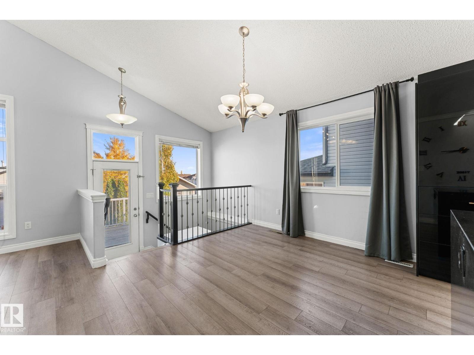15407 47 ST NW NW