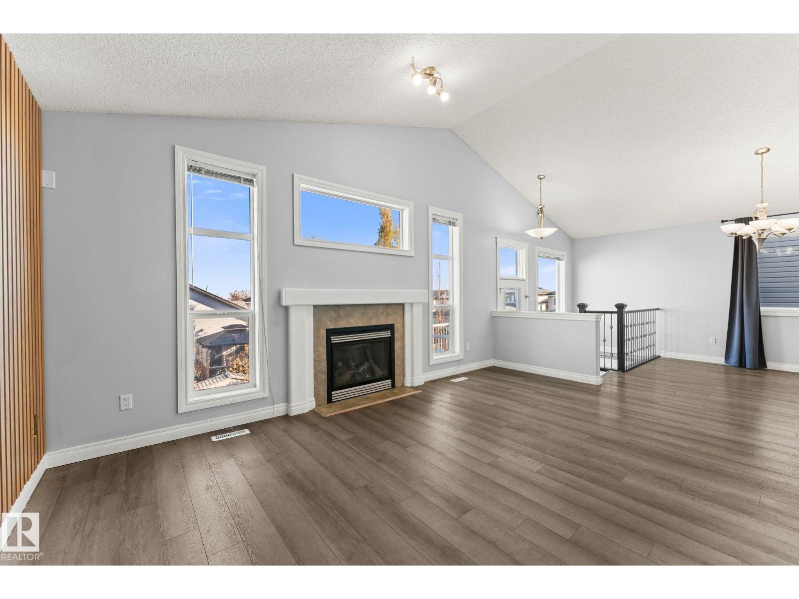 15407 47 ST NW NW