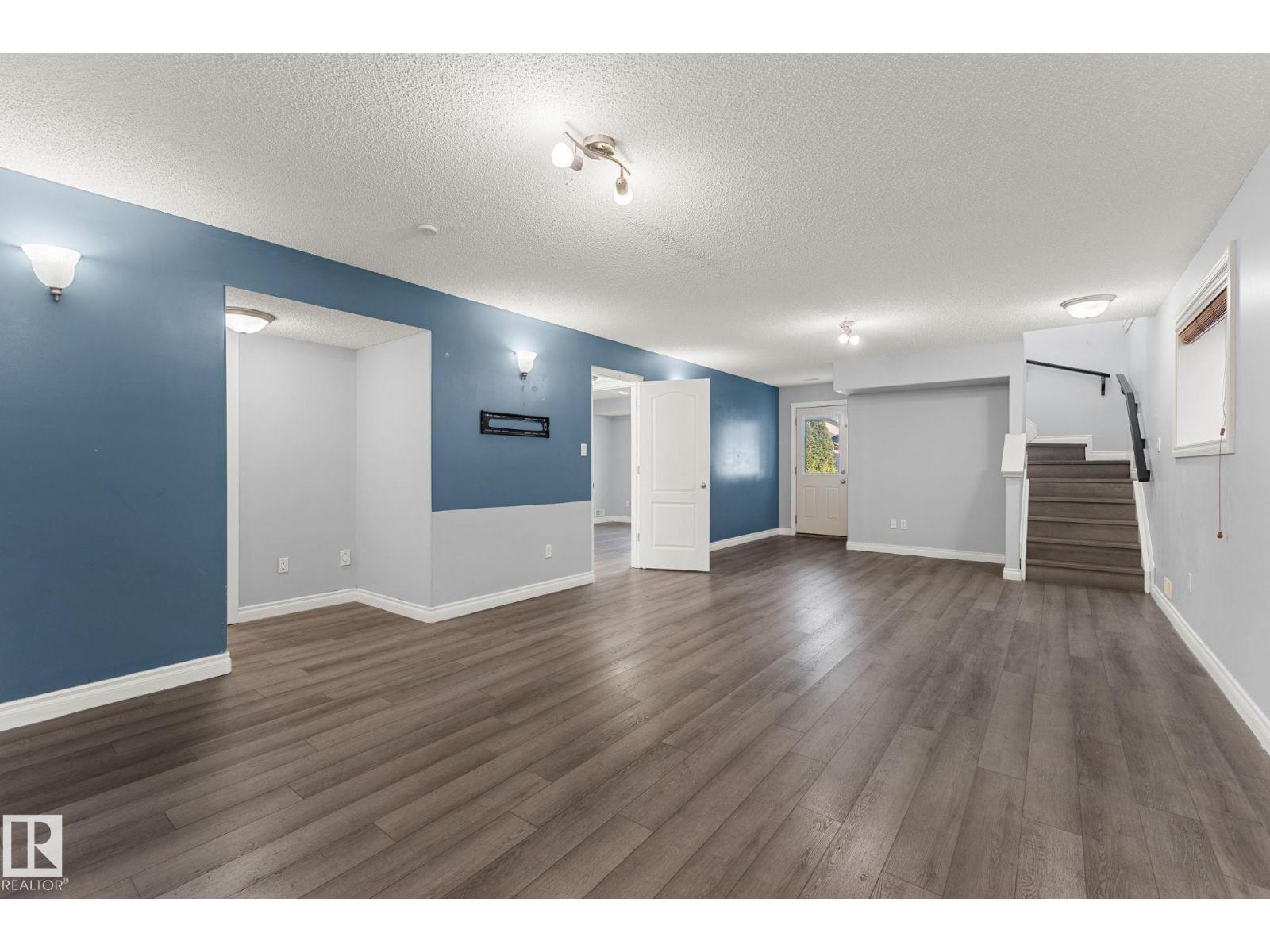 15407 47 ST NW NW