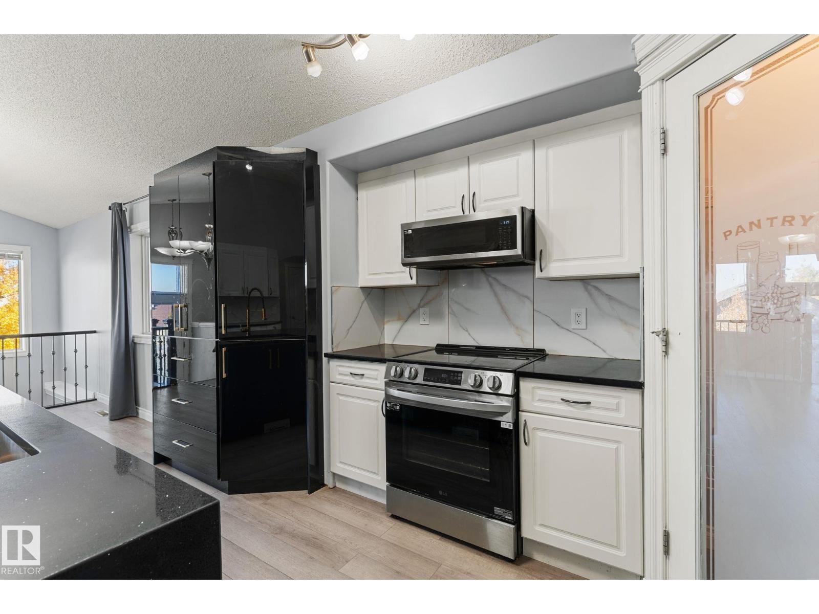 15407 47 ST NW NW