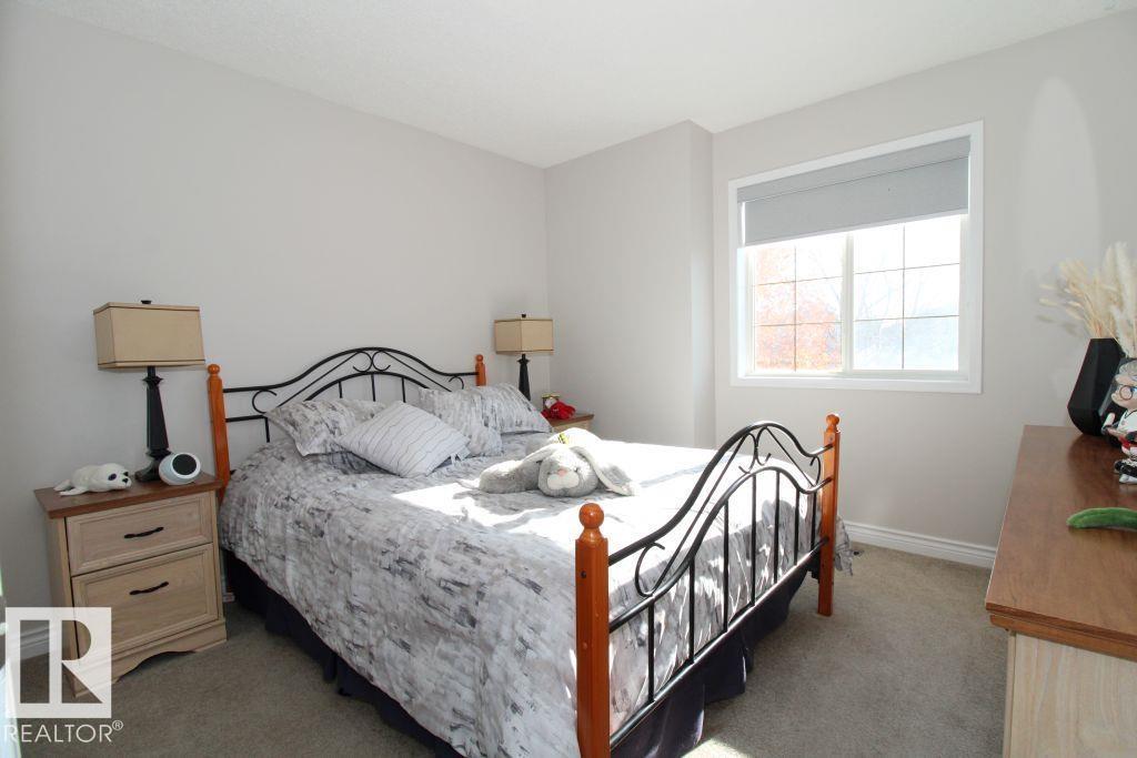 13 DARTMOUTH CR
