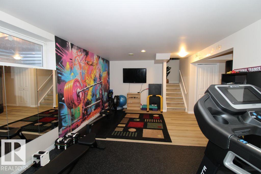13 DARTMOUTH CR