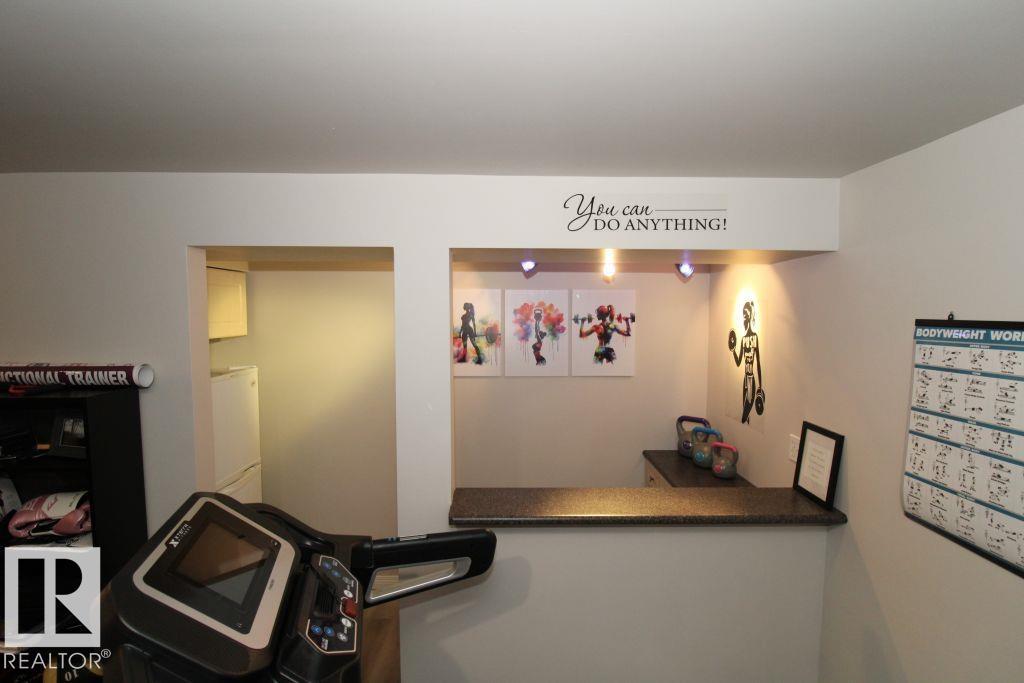 13 DARTMOUTH CR
