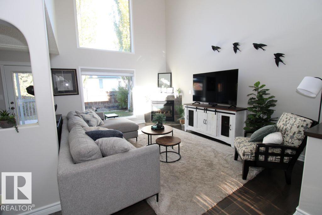 13 DARTMOUTH CR