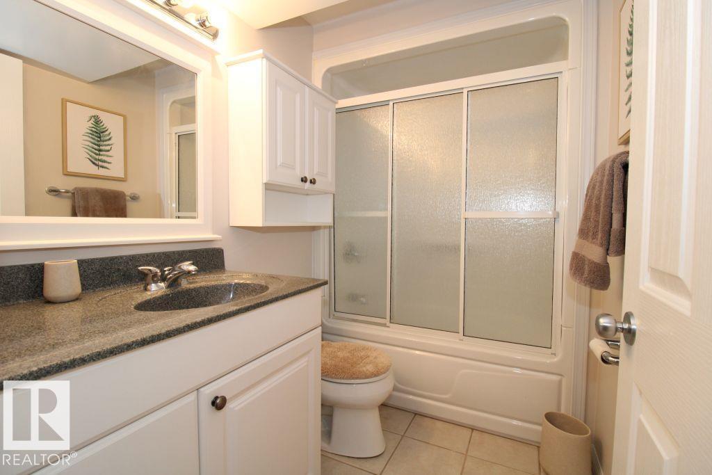 13 DARTMOUTH CR