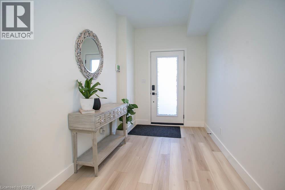 4a Harris Avenue, Brantford, Ontario  N3R 2E9 - Photo 4 - 40872503