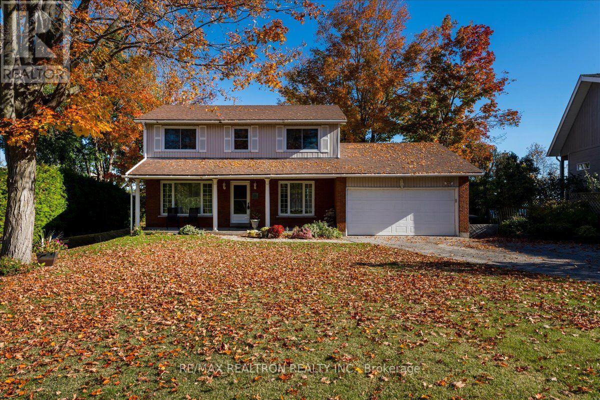 39 Grandview Crescent, Oro-Medonte, Ontario  L0L 2E0 - Photo 2 - S14107794