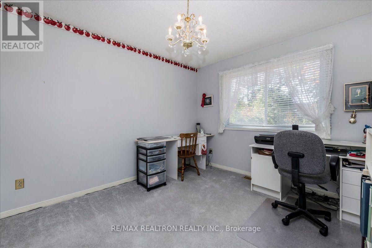 39 Grandview Crescent, Oro-Medonte, Ontario  L0L 2E0 - Photo 24 - S14107794